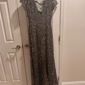 Adrianna Papell Silver Sequin Evening Gown Size 8